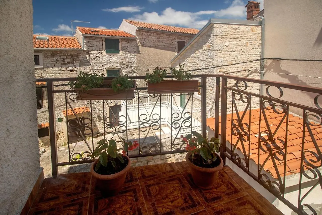 Guest House Franko Bale
