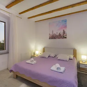 3* Affittacamere House Braida