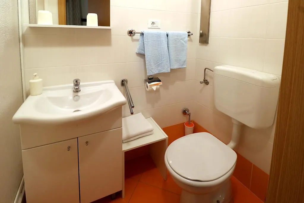 Guest House Franko Bale Kroatien