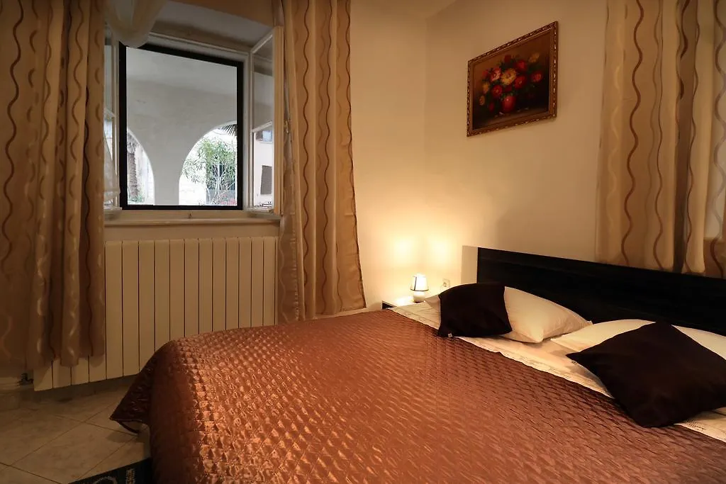 Guest House Franko Bale